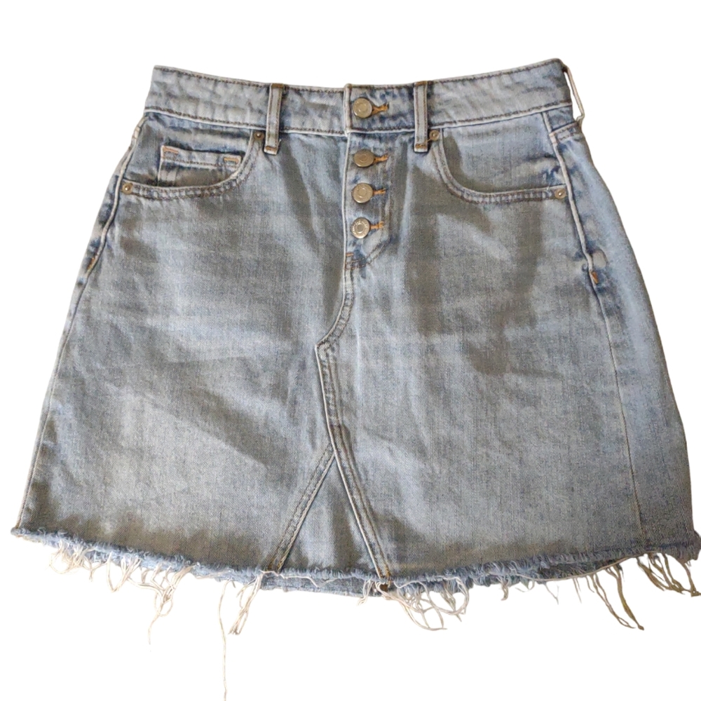 NWOT Old Navy Button Fly Denim Mini‎ Skirt Size 2 Normcore Preppy Classic